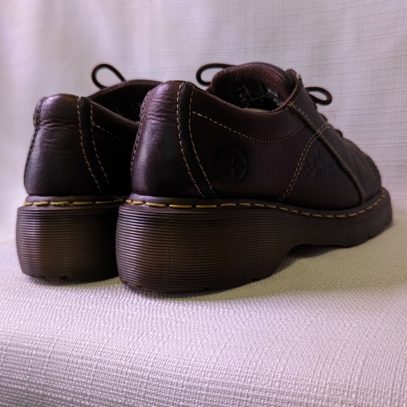 SOLD! Vintage Y2K Daisy Dr. Marten Oxfords - Picture 13 of 15